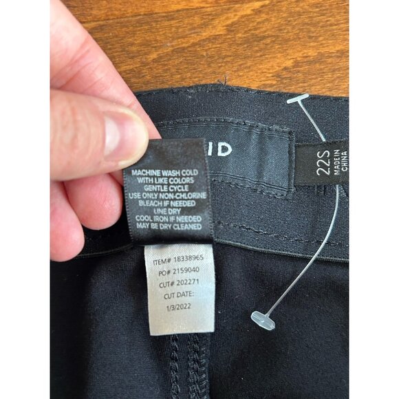 Torrid Trouser Bombshell Ponte bootcut Pant Deep Black Plus Sz 22 SHORT NWOT - Picture 5 of 7